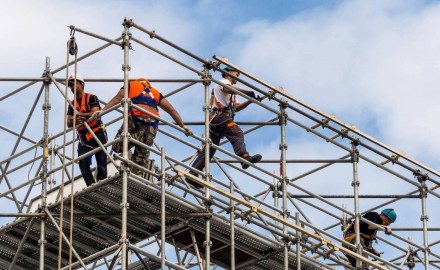 Steel scaffolding - industrial use